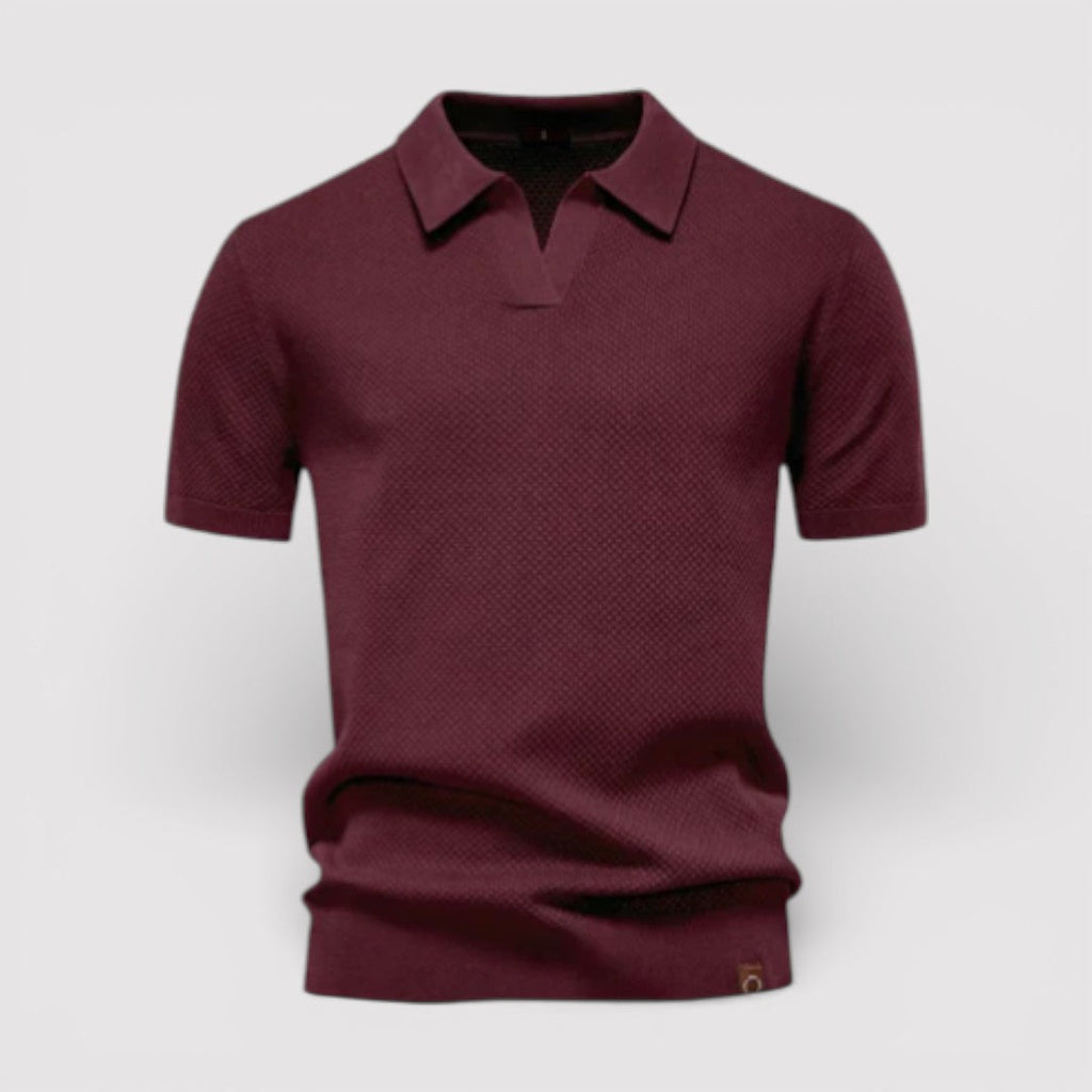 Buttonless polo shirt that exudes luxury