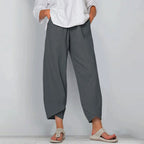 大人の余裕を楽しむリラックスリネンパンツ
