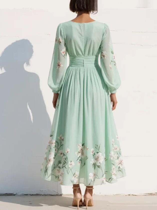 An Elegant Spring-Blooming Dress — A Glamorous and Refined Piece